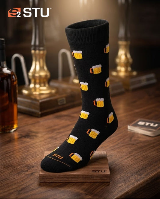 Medias premium STU con diseño de cerveza en color negro